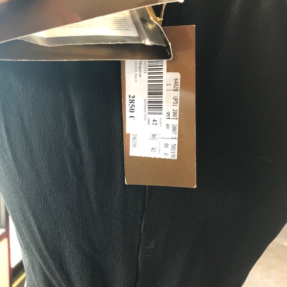 Gucci new formal dress. - Picture 3 of 4